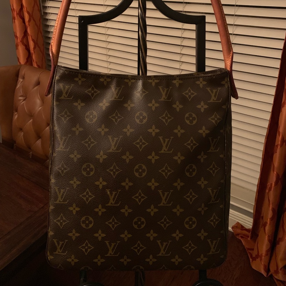 Louis Vuitton Looping GM